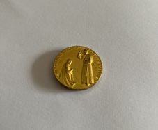 Vintage Vatican Religious Medal