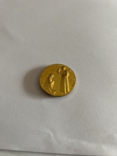 Vintage Vatican Religious Medal