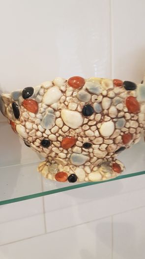 Sylvac "Pebble Range" Hand-Painted Bowl.1950s.