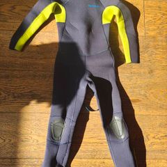 Kids wet suit - 10