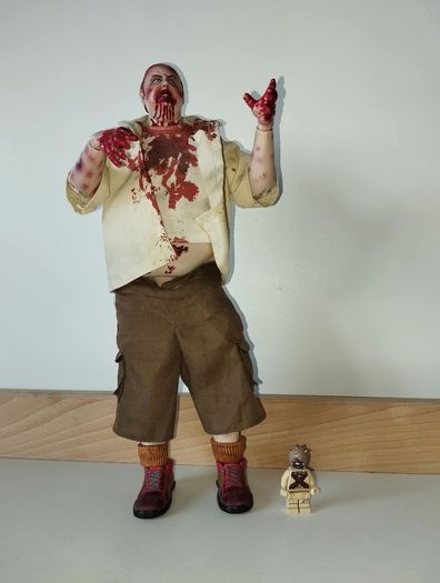 Dead Rising 2  Mort Zombie Action Figure  12 Inch