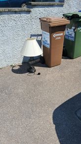 Lamp free to go