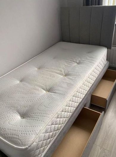 New Stylish single ,Double 4ft, 4ft6, King 5ft And 6ft Superking Sizes Divan Beds Instock. Drawers And Optional Tufted Mattresses Available. Free Delivery