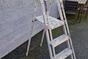 Heavy duty step ladder