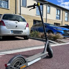 Xiaomi Electric Scooter - Like New, Barely Used