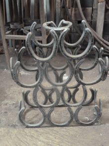 Horseshoe Wine Holder