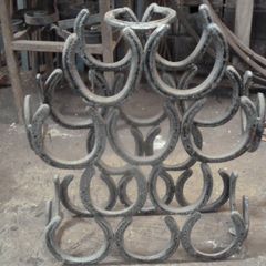 Horseshoe Wine Holder