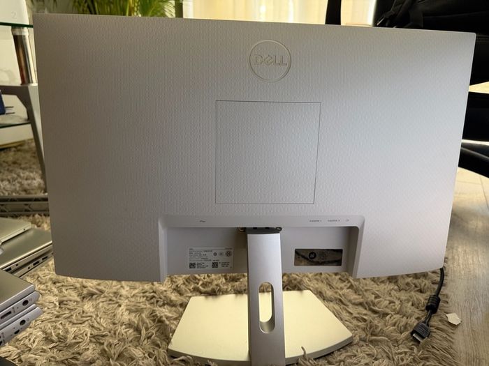 24" monitor Dell S2421HN