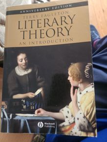 Literary Theory An Introduction.  By Terry Eagleton. Paperback In Good Condition.