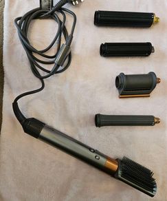Dyson airwrap hairdryer