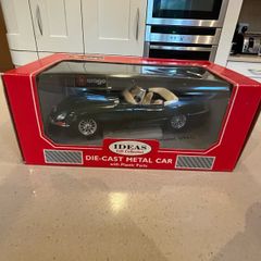 Jaguar E-Type 1:18 Burago