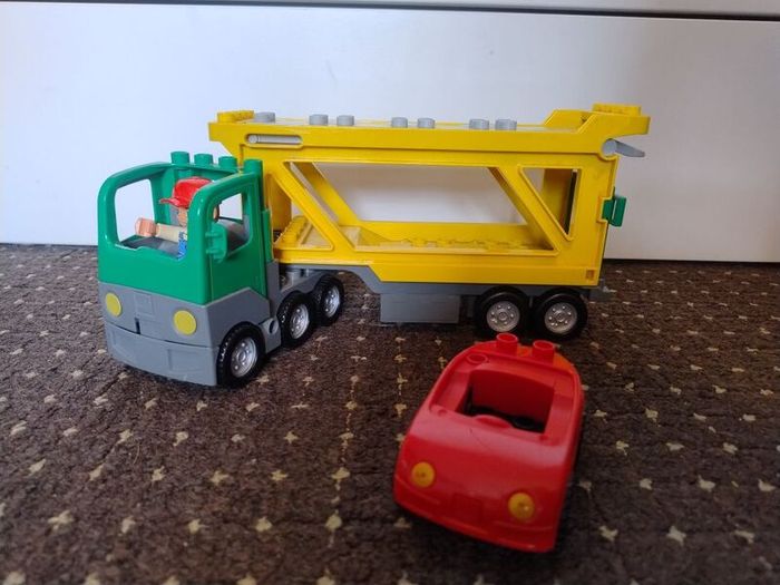 Lego Duplo Car Transporter