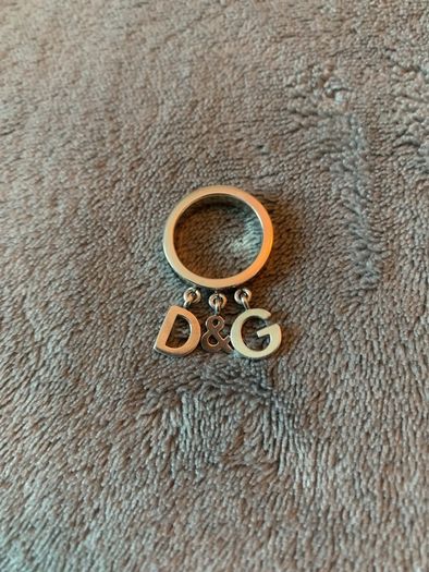D&G Ring
