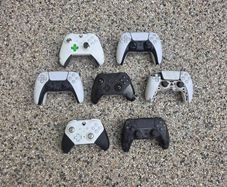 7 x Xbox Elite and PS5 Controller Joblot (Free Post)