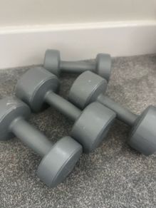 weights 1.1kg and 2.3kg