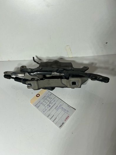 Bmw 5 Series F10 F11 2011 Front Right Bonnet Hinge Actuator 7191050 A1l7b17s