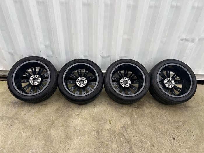Genuine BMW 790M 18" Alloy Wheels