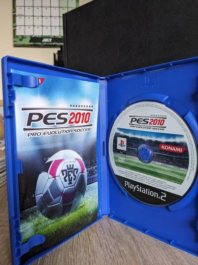 PES 2010 - PS2 complete in box