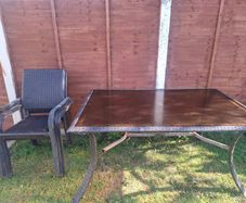Garden table and 4 chairs.