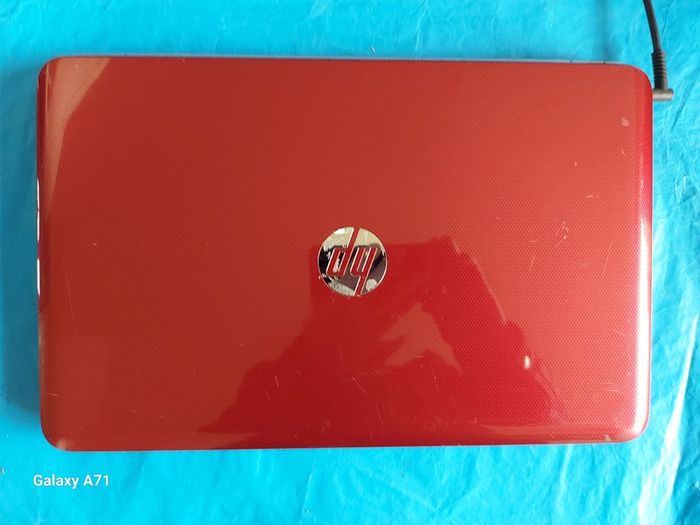HP Pavillion, Red, AMD A4-5000 APU wiyj Radeo HD Graphics, 1.5GHz,  4GB Ram, 700GB HDD, Windows 10, Microsoft Edge, Chrome