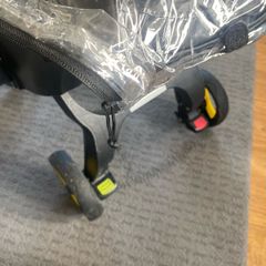 Doona car seat and base