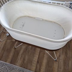 Snoo Happiest Baby Smart Cot