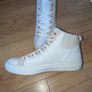 Women Trainers Image 3