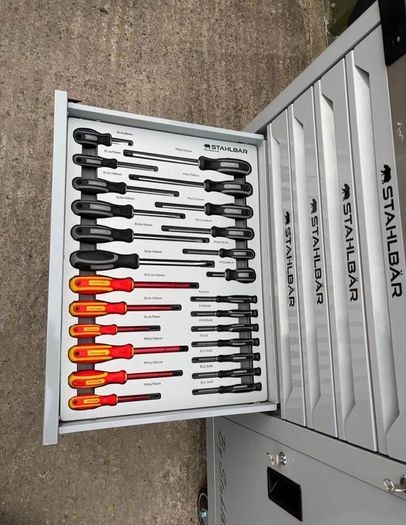 41" 7 Drawer Tool Box - Fully Loaded With Tools + Side Cabinet