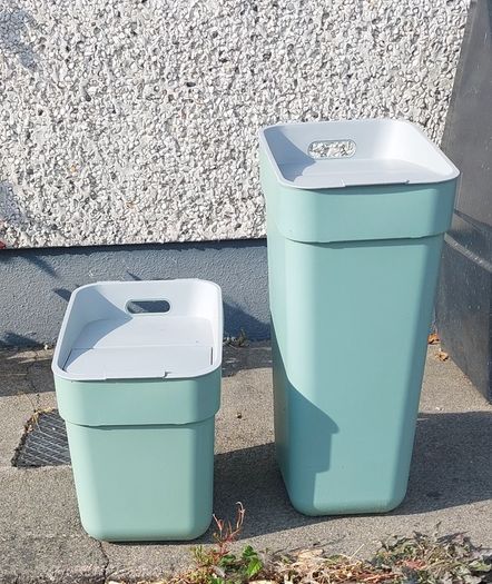 Curver bins