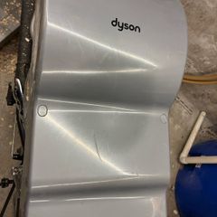 dyson airblade handdryer