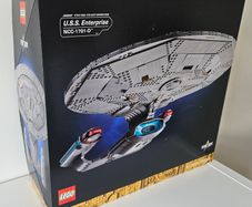 Lego U.S.S. Enterprise NCC-1701-D