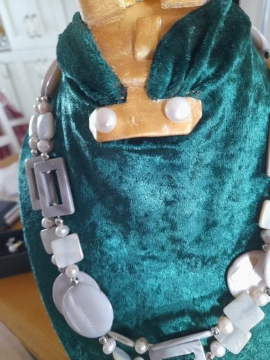 vintage pearl and mother of pearlnecklace