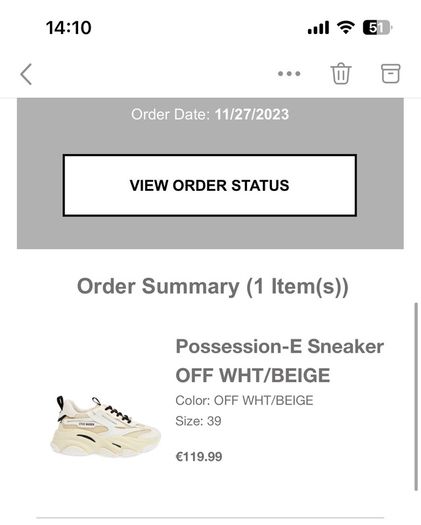 Size 6 - BRAND NEW - Steve Madden possession runners/trainers