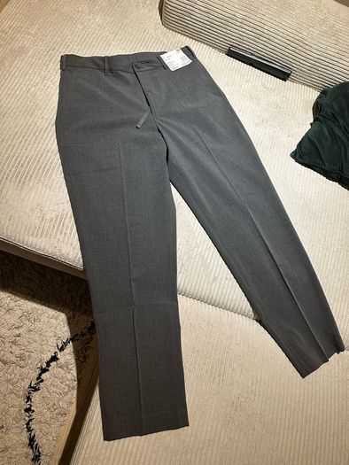 UNIQLO Smart Ankle Trousers