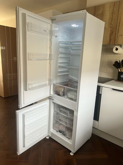 Servis Built-In Fridge Freezer