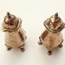 Pair of vintage elegant footed silver plated salt/pepper shakers  H 7.5cm Image 5