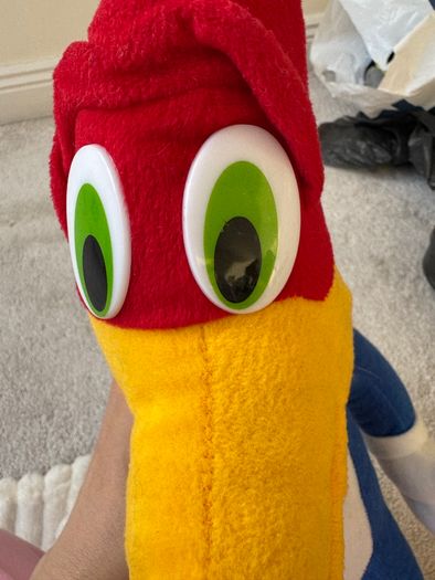 Vintage Woody Woodpecker Plush approx. 19" Walter Lantz Universal Studios Play by Play Plush Toy Used His head is FALLING down Please look a t the pictures