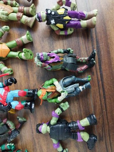 toys,
