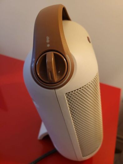 Delonghi Capsule 1800w Fan Heater