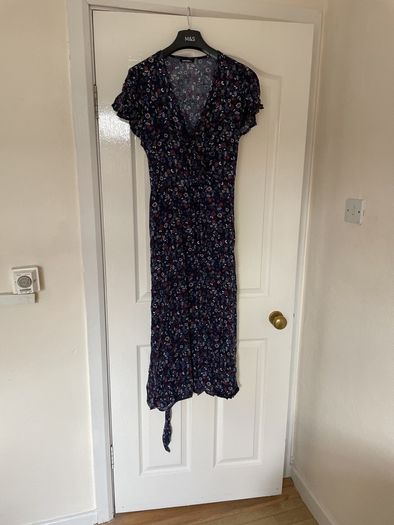 Dress Size 16
