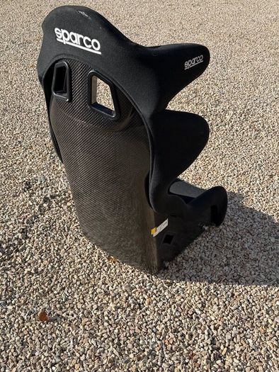 Carbon racing seat