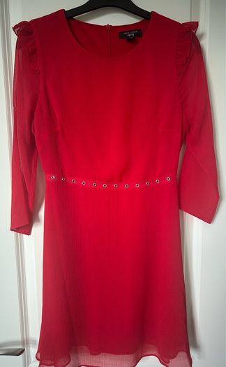 red dress