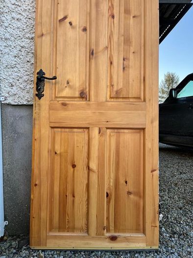 Solid pine 4-panel door
