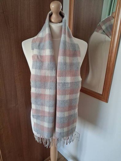 Beautiful Soft Scottish Lambswool Scarf