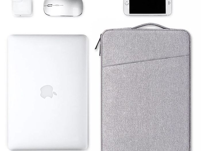 Laptop Sleeve Bag 13.3 /14.1 or 15 inch Notebook Handbag...GREAT GIFT IDEA FOR SOMEONE.