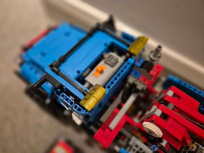 Lego Technic 42070 6x6 All Terrain Tow Truck