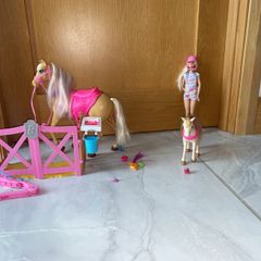 Barbie , horse , foal  with stable - horse mane changes colour