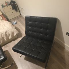 Barcelona Style Single Seater Black