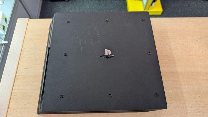 Playstation 4 Pro 1TB