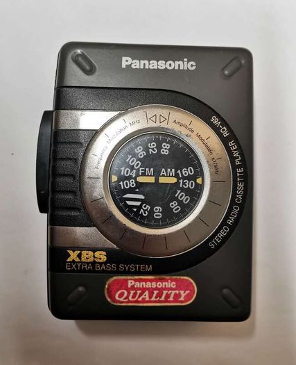 Panasonic RQ-V65 Cassette Walkman Player